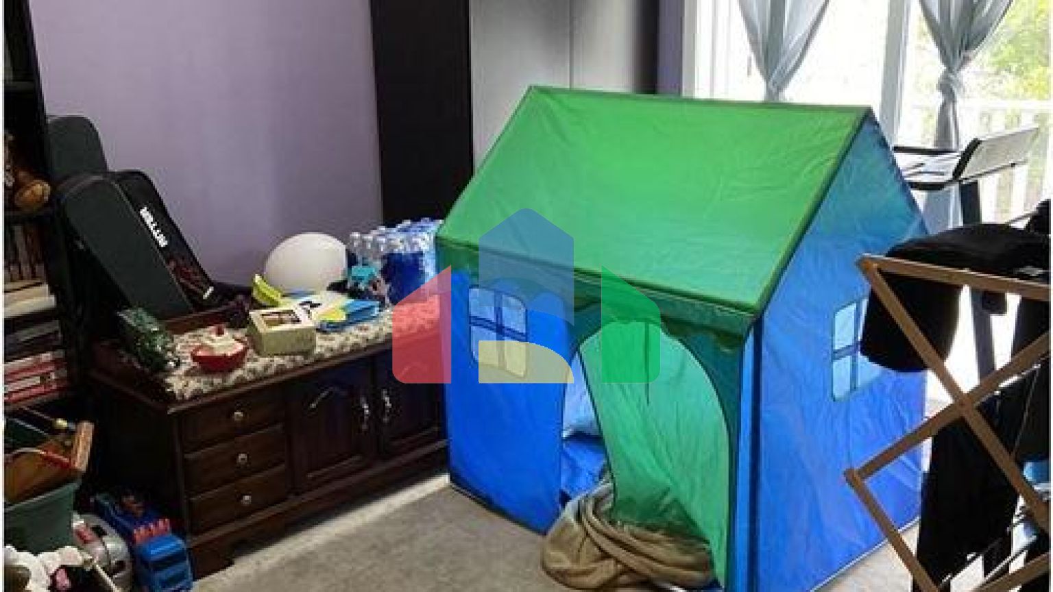 Residential - Single Family Home - Terrace, Canada - Canada