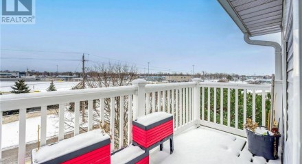 Residential - Condo/Apartment - Point Edward, Canada - Canada