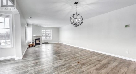 Residential - Condo/Apartment - Point Edward, Canada - Canada