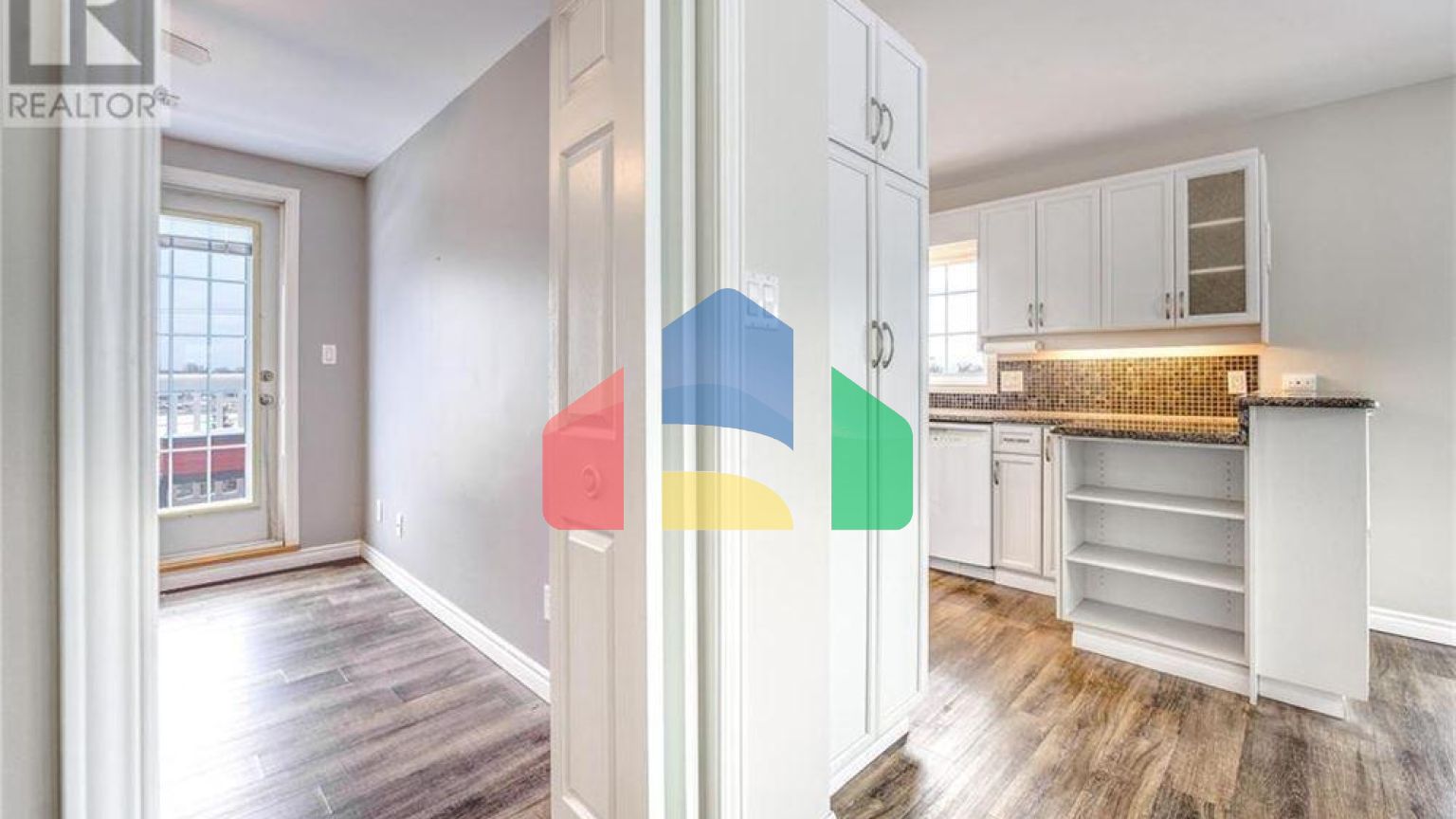 Residential - Condo/Apartment - Point Edward, Canada - Canada