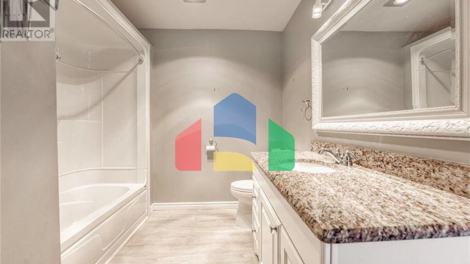 Residential - Condo/Apartment - Point Edward, Canada - Canada