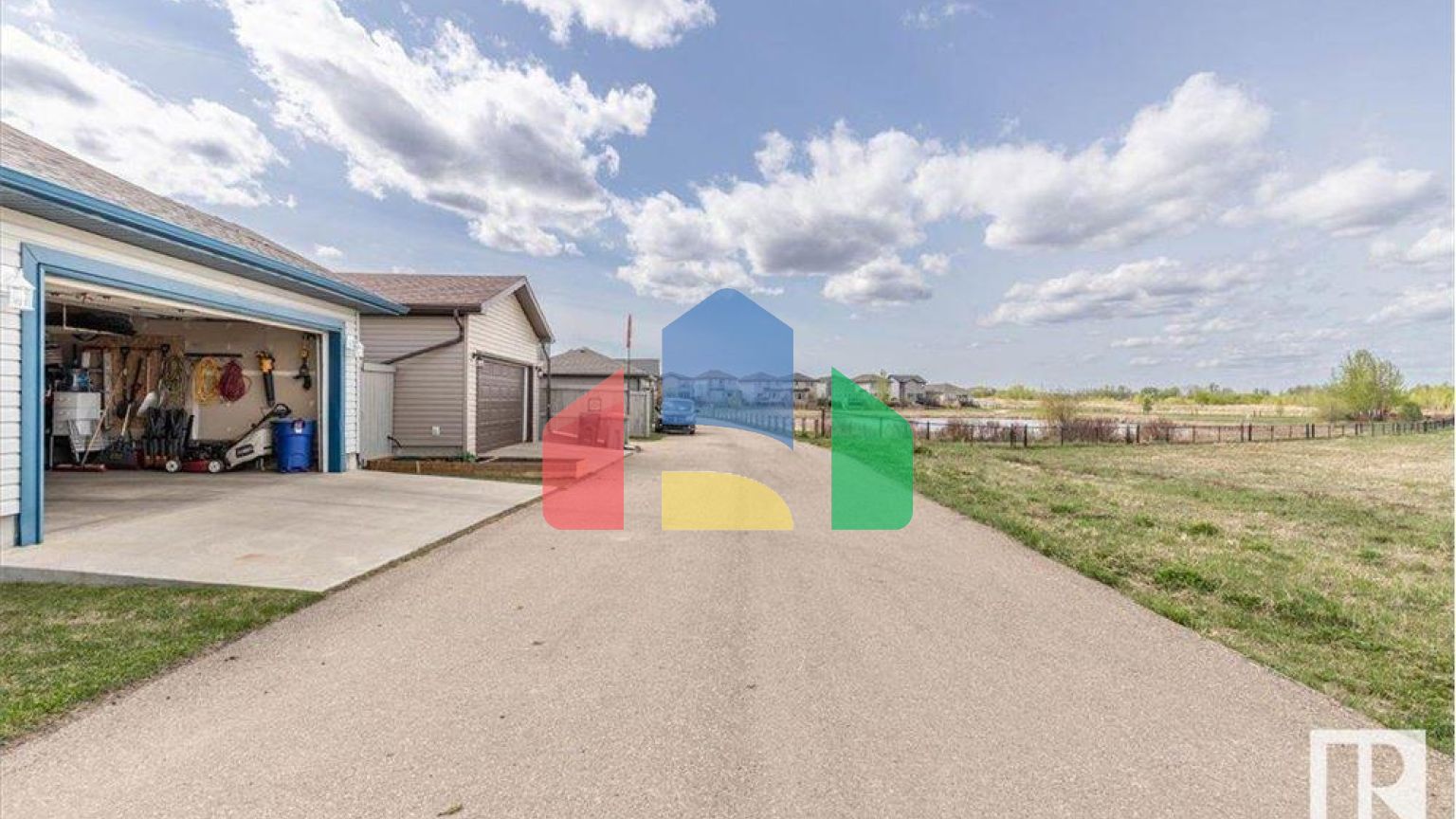 Residential - Single Family Home - Stony Plain, Canada - Canada