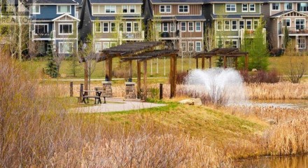 Residential - Single Family Home - Cochrane, Canada - Canada