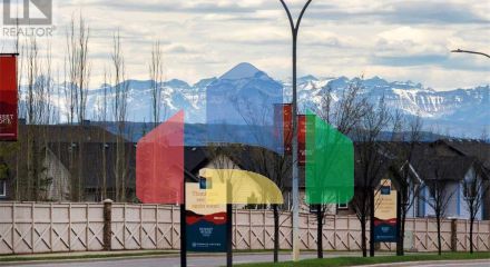 Residential - Single Family Home - Cochrane, Canada - Canada