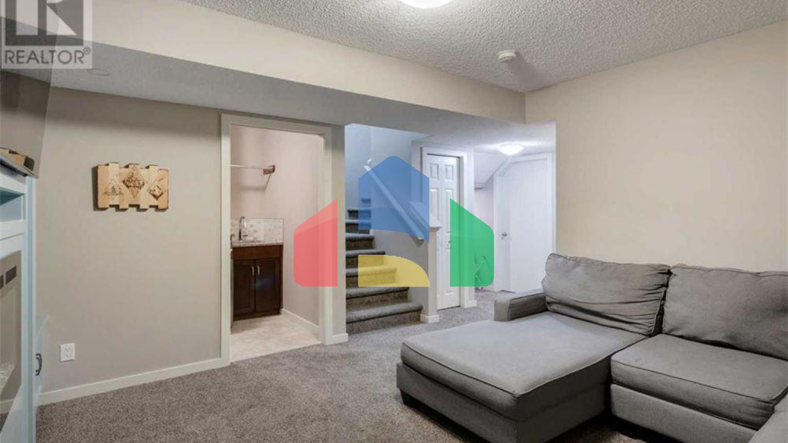 Residential - Single Family Home - Cochrane, Canada - Canada