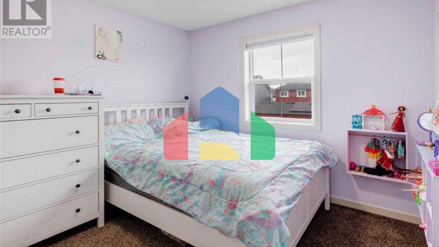 Residential - Single Family Home - Cochrane, Canada - Canada