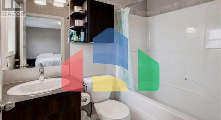 Residential - Single Family Home - Cochrane, Canada - Canada