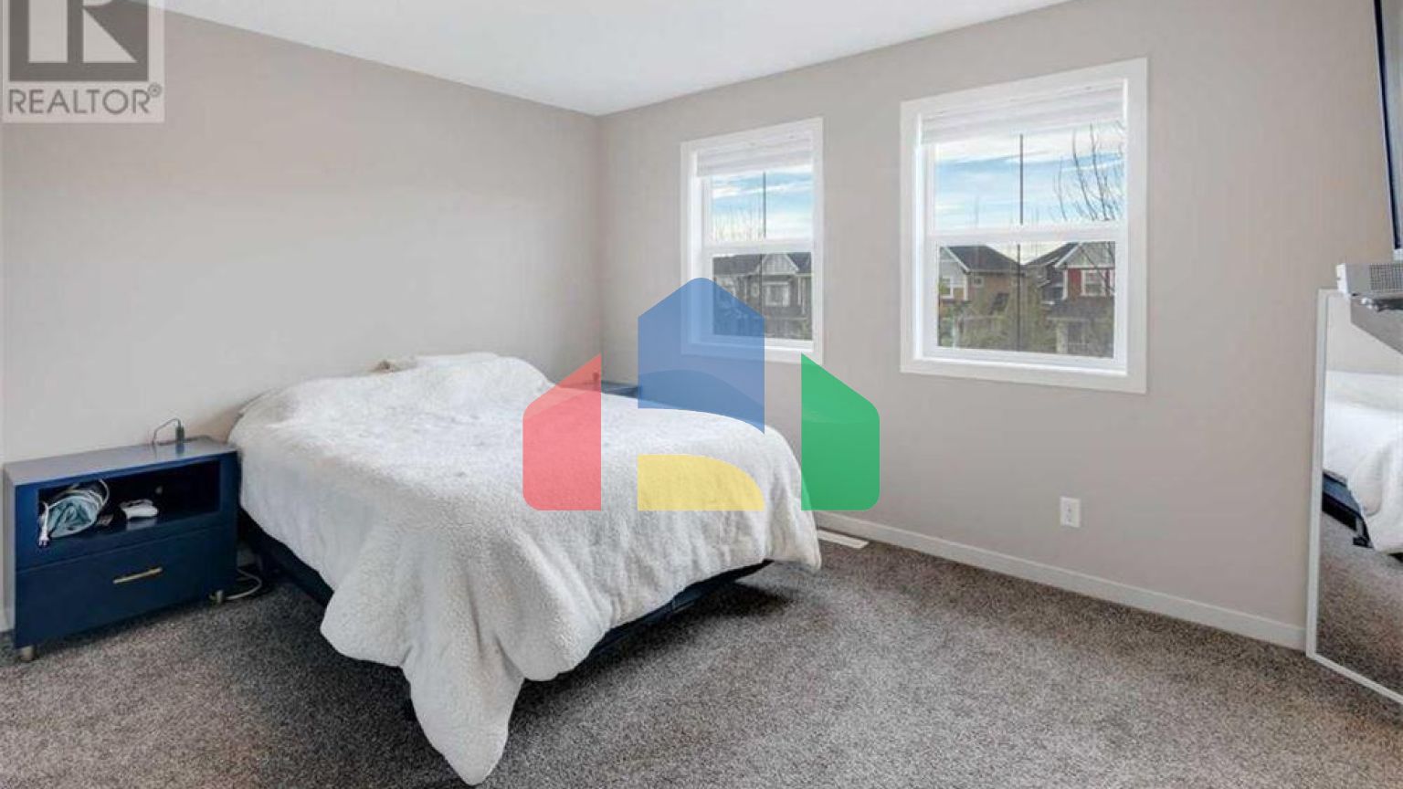 Residential - Single Family Home - Cochrane, Canada - Canada