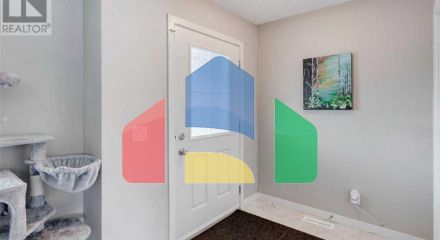 Residential - Single Family Home - Cochrane, Canada - Canada