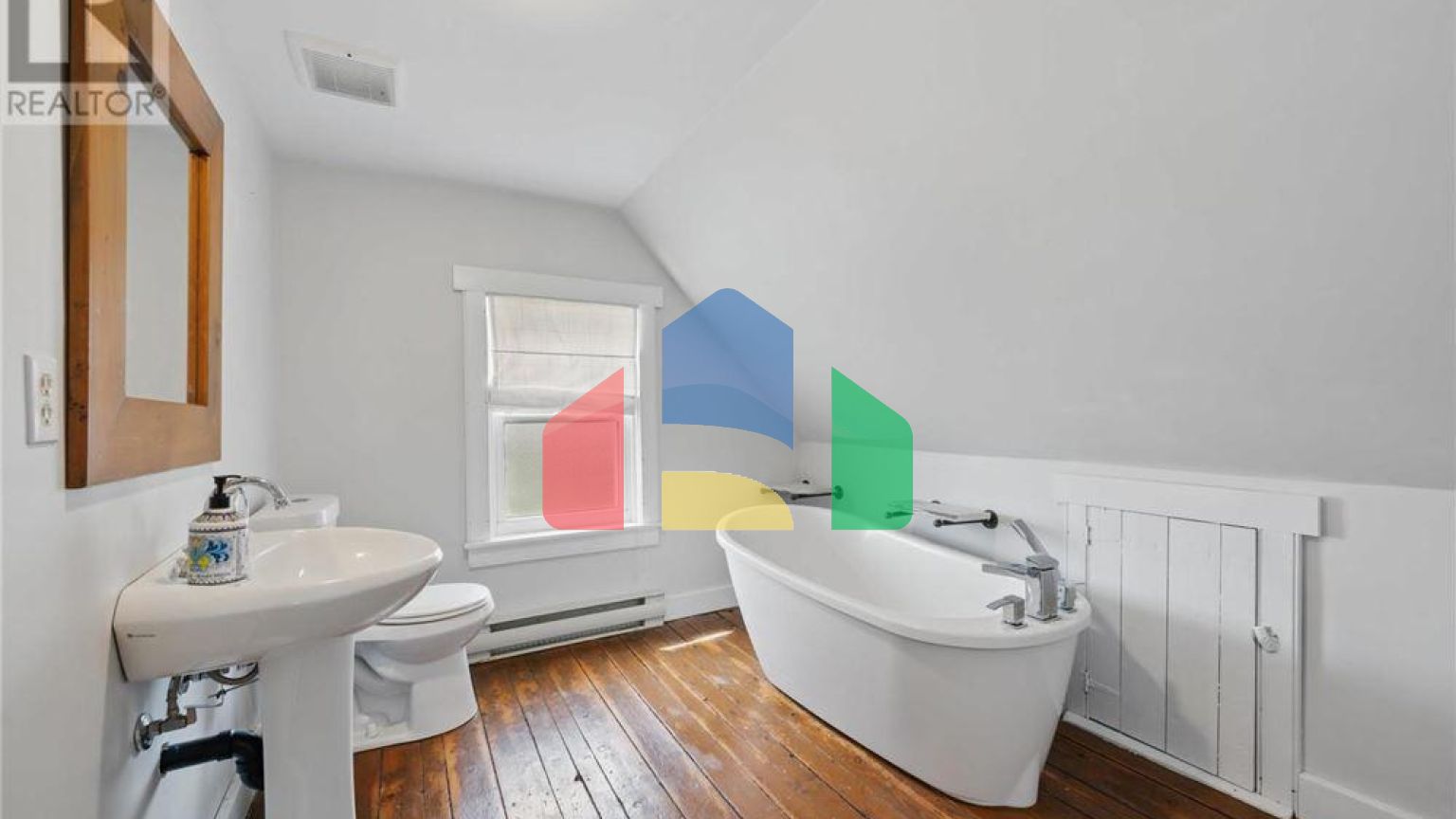 Residential - Single Family Home - Hubbards, Canada - Canada