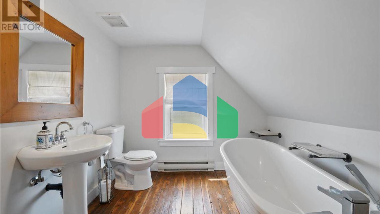 Residential - Single Family Home - Hubbards, Canada - Canada