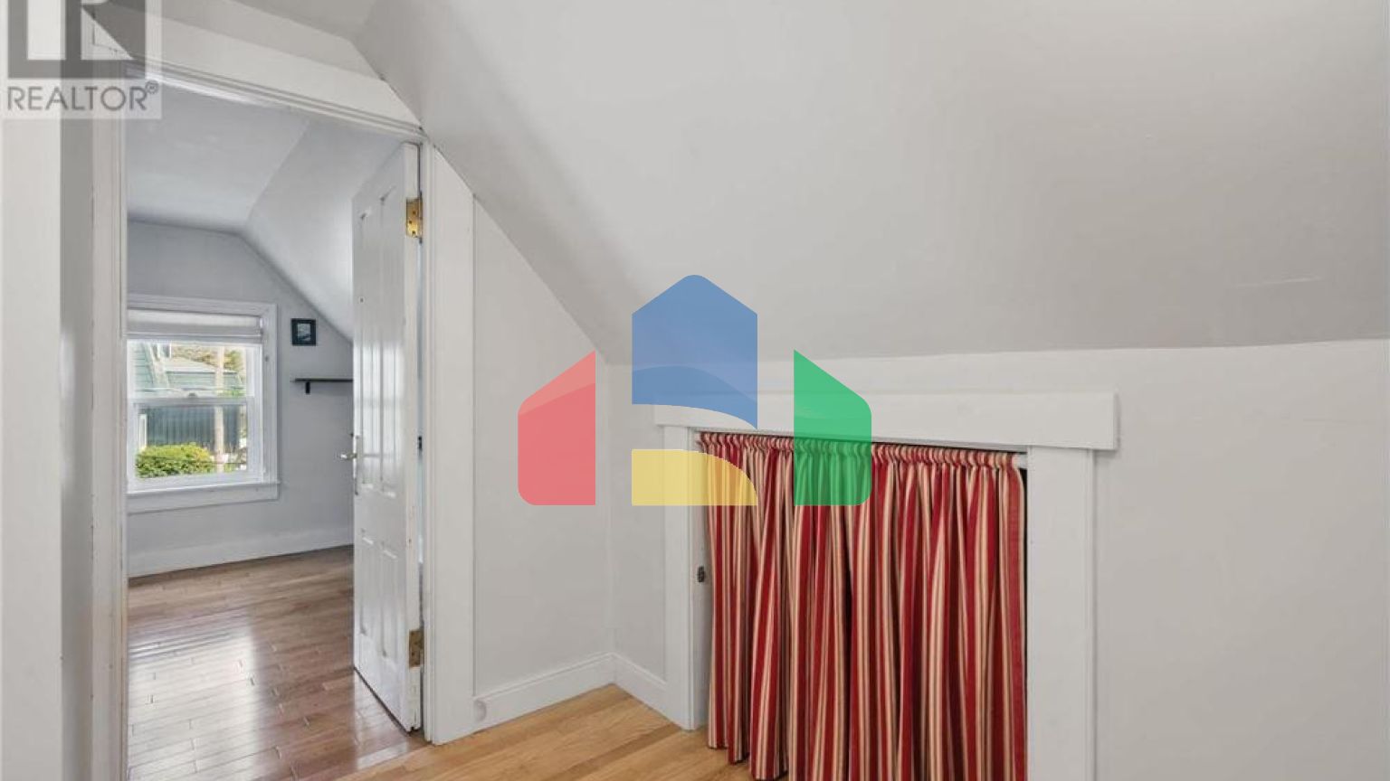 Residential - Single Family Home - Hubbards, Canada - Canada