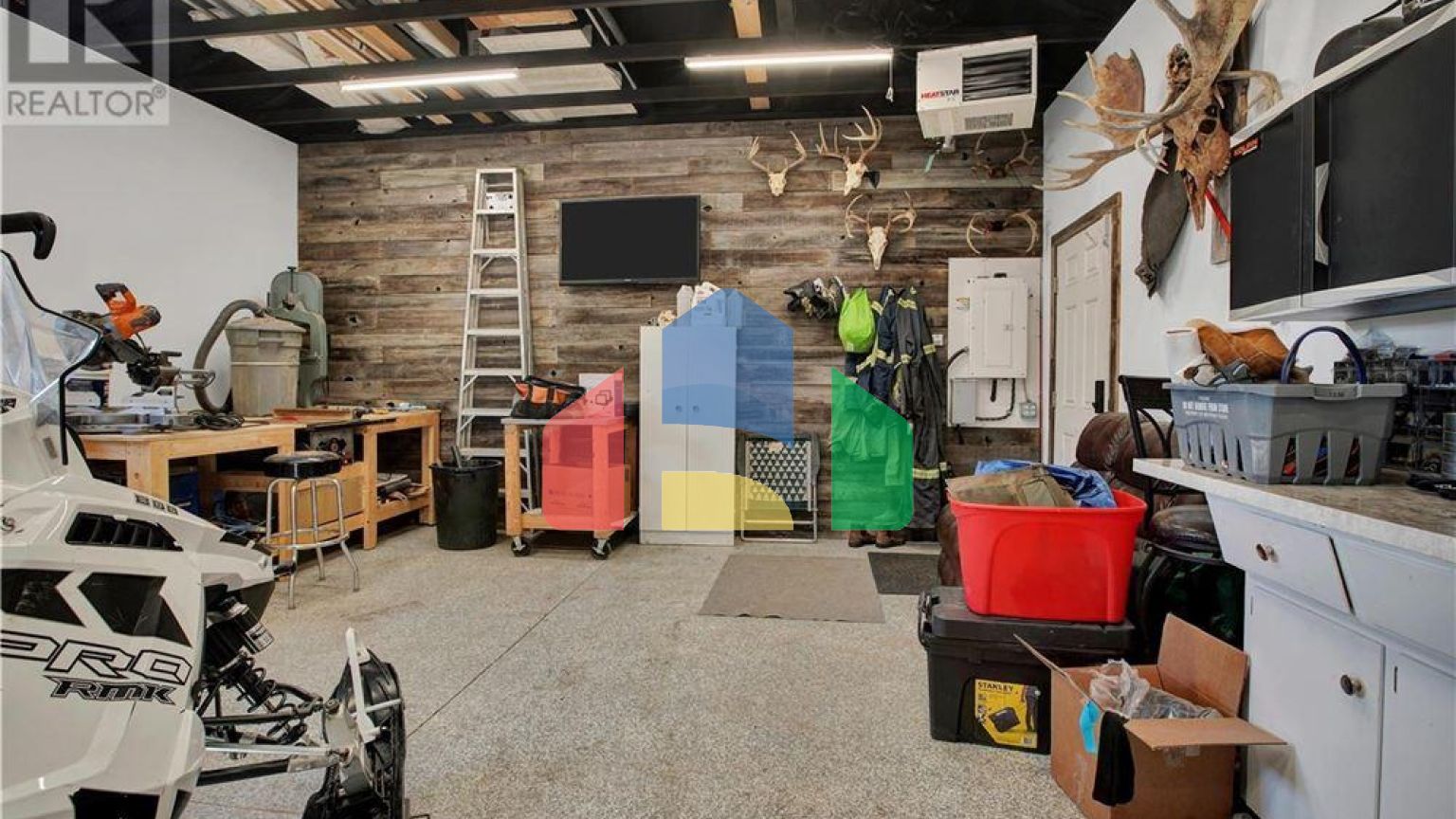 Residential - Single Family Home - Warman, Canada - Canada