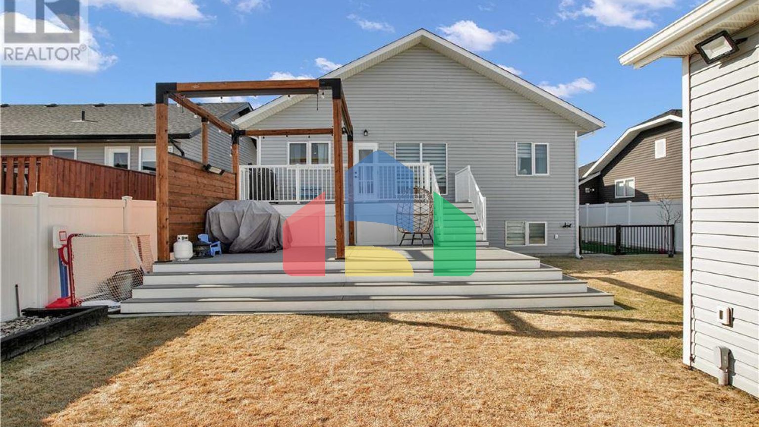 Residential - Single Family Home - Warman, Canada - Canada