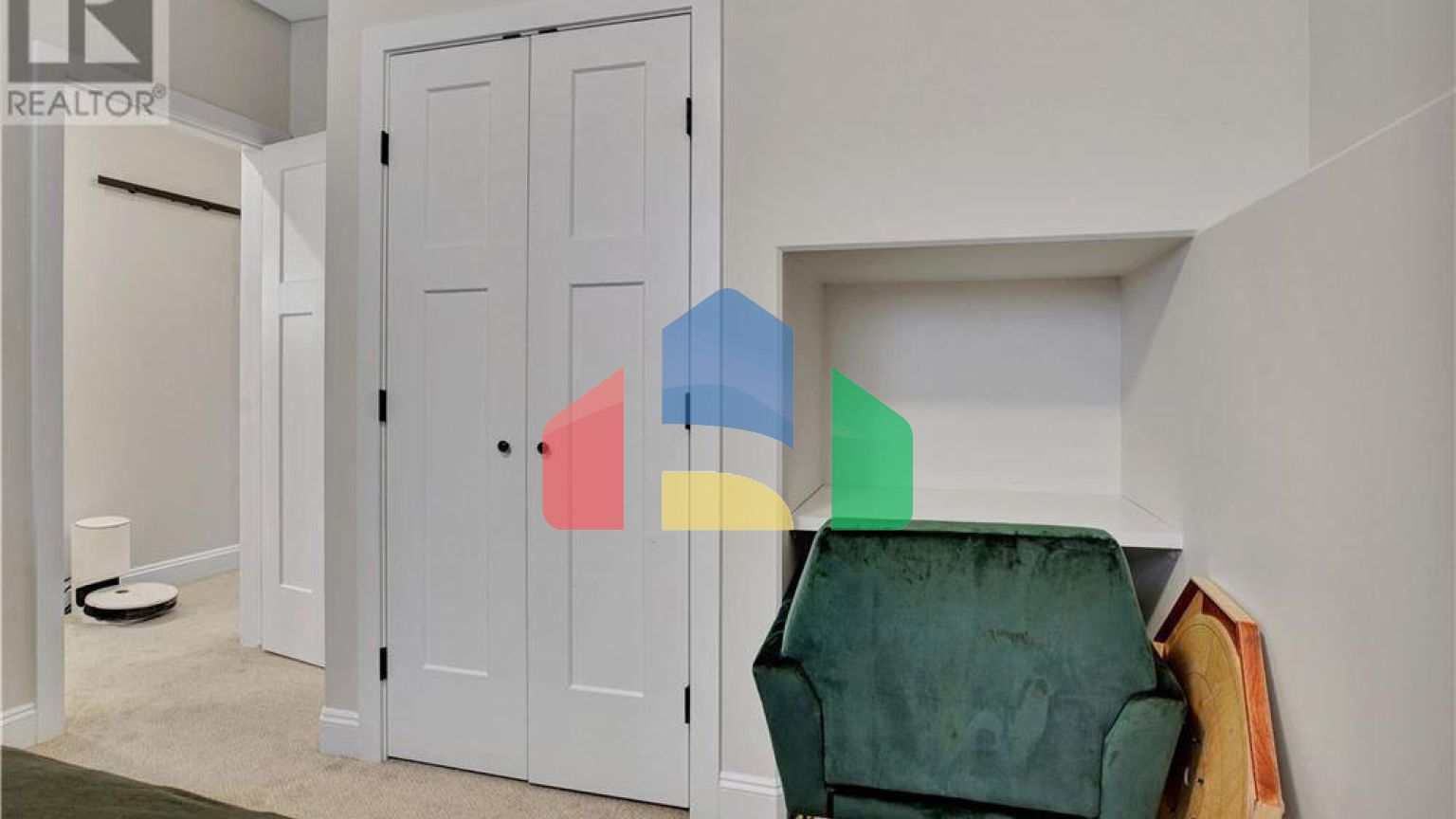 Residential - Single Family Home - Warman, Canada - Canada