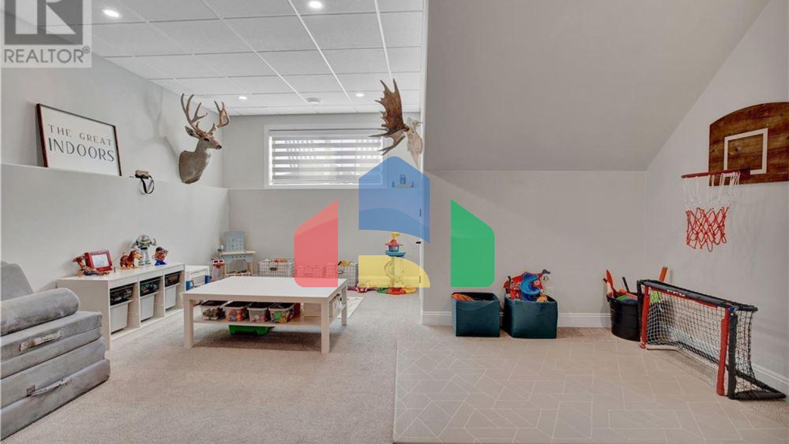 Residential - Single Family Home - Warman, Canada - Canada