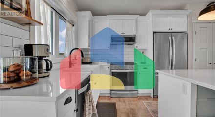 Residential - Single Family Home - Warman, Canada - Canada