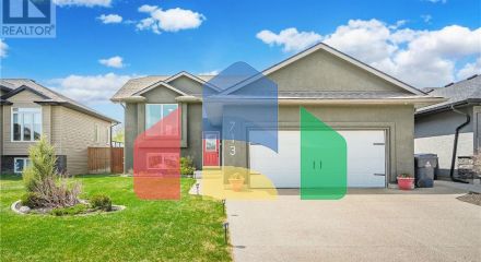 Residential - Single Family Home - Warman, Canada - Canada