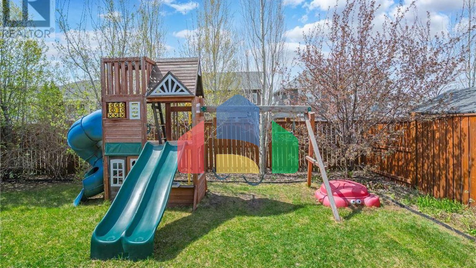 Residential - Single Family Home - Warman, Canada - Canada