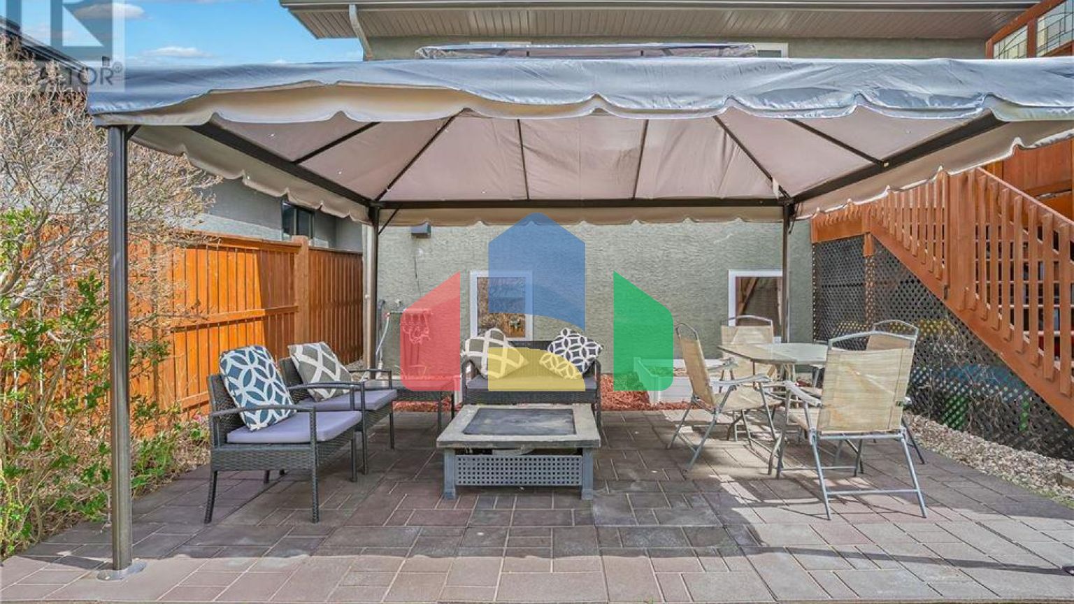 Residential - Single Family Home - Warman, Canada - Canada