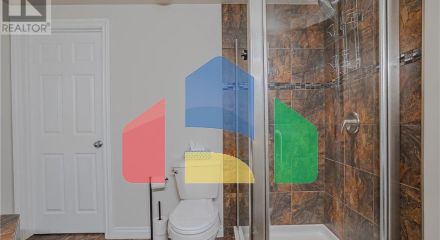 Residential - Single Family Home - Warman, Canada - Canada