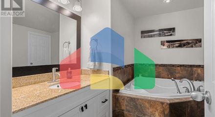 Residential - Single Family Home - Warman, Canada - Canada