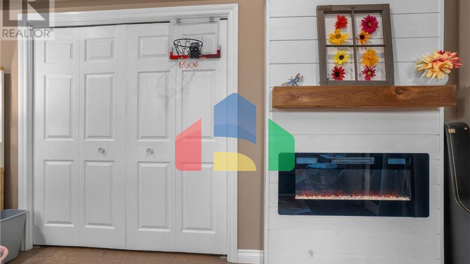 Residential - Single Family Home - Warman, Canada - Canada