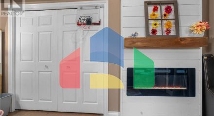 Residential - Single Family Home - Warman, Canada - Canada