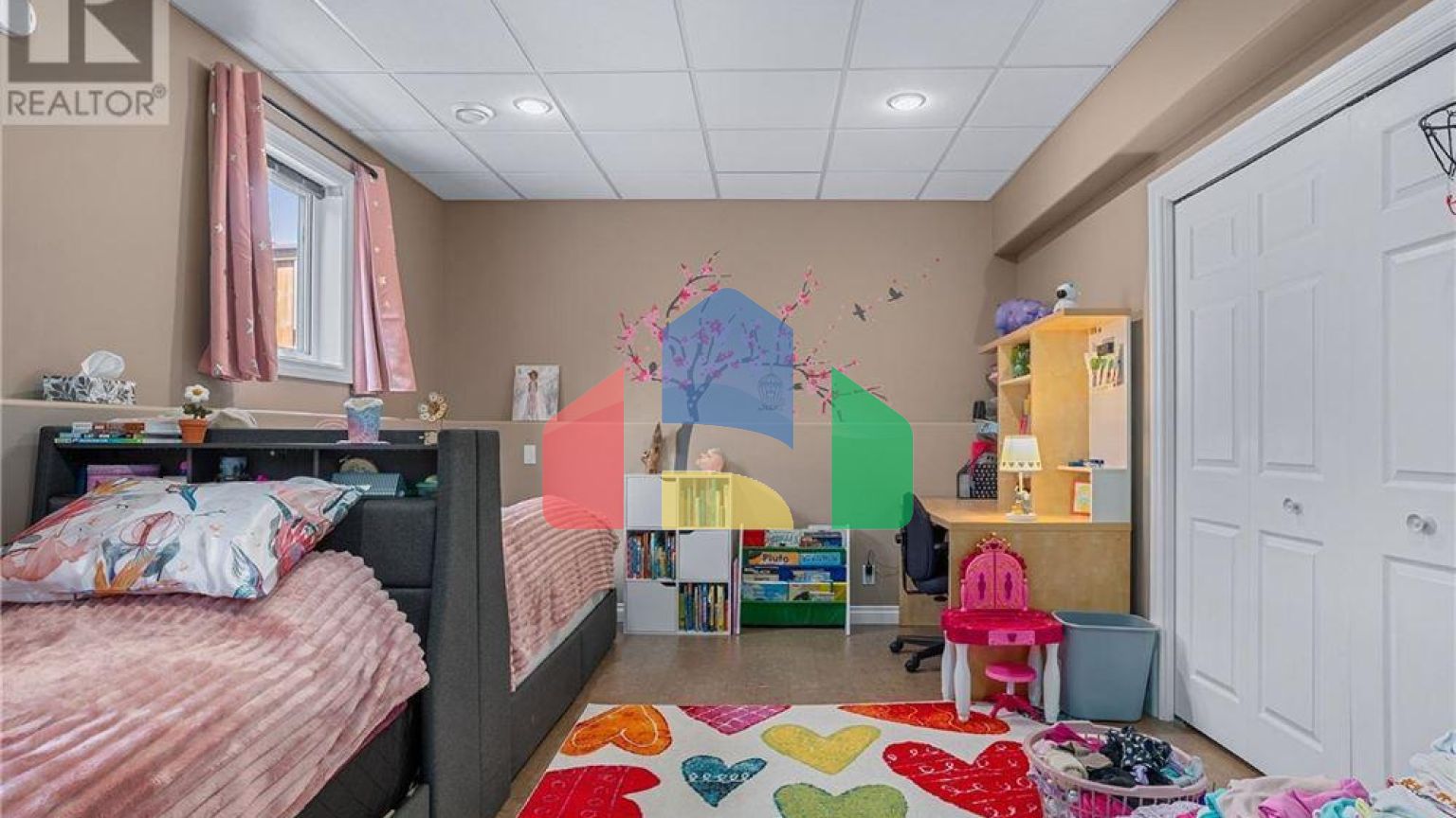 Residential - Single Family Home - Warman, Canada - Canada