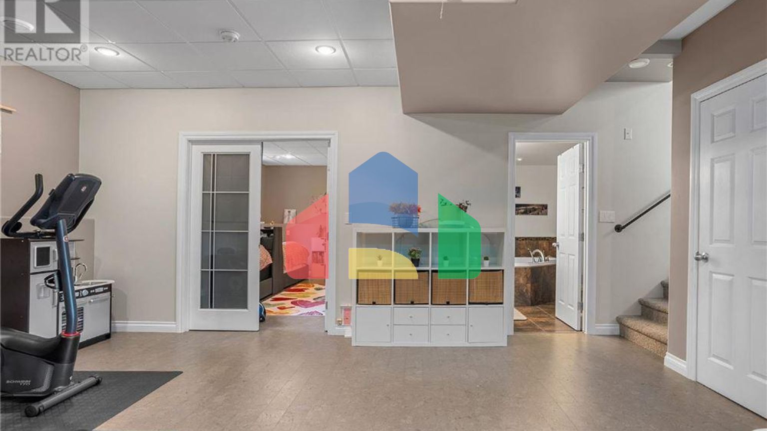 Residential - Single Family Home - Warman, Canada - Canada