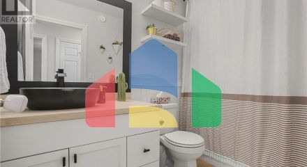 Residential - Single Family Home - Warman, Canada - Canada