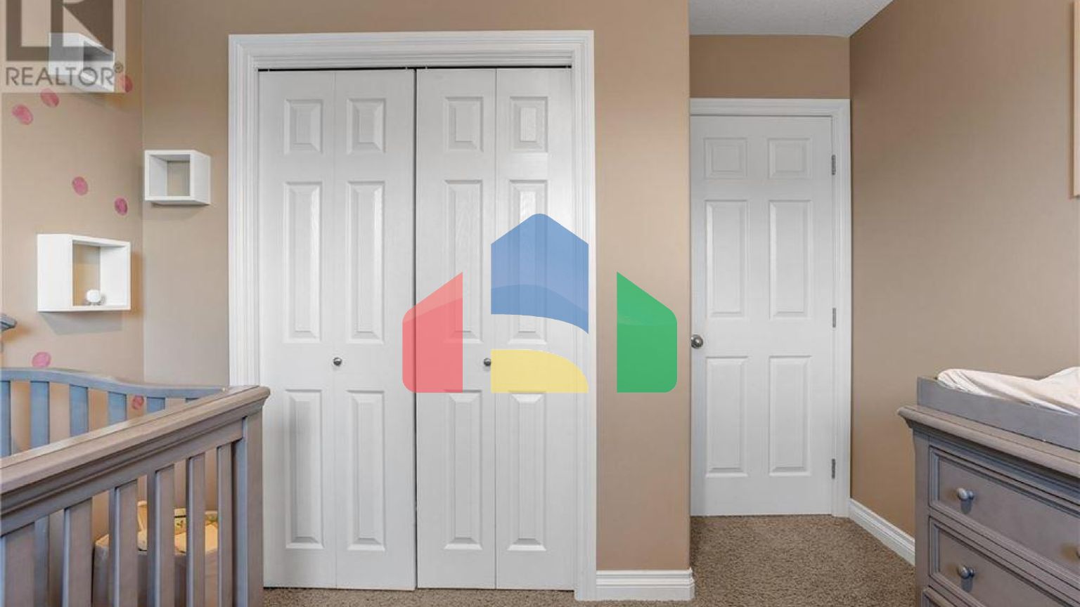 Residential - Single Family Home - Warman, Canada - Canada