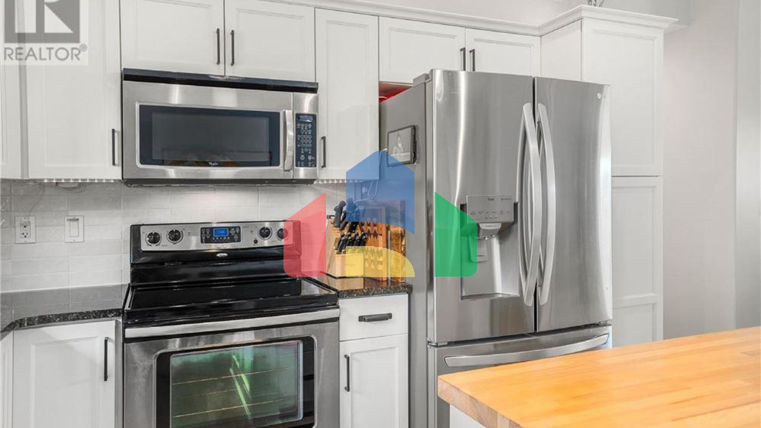 Residential - Single Family Home - Warman, Canada - Canada