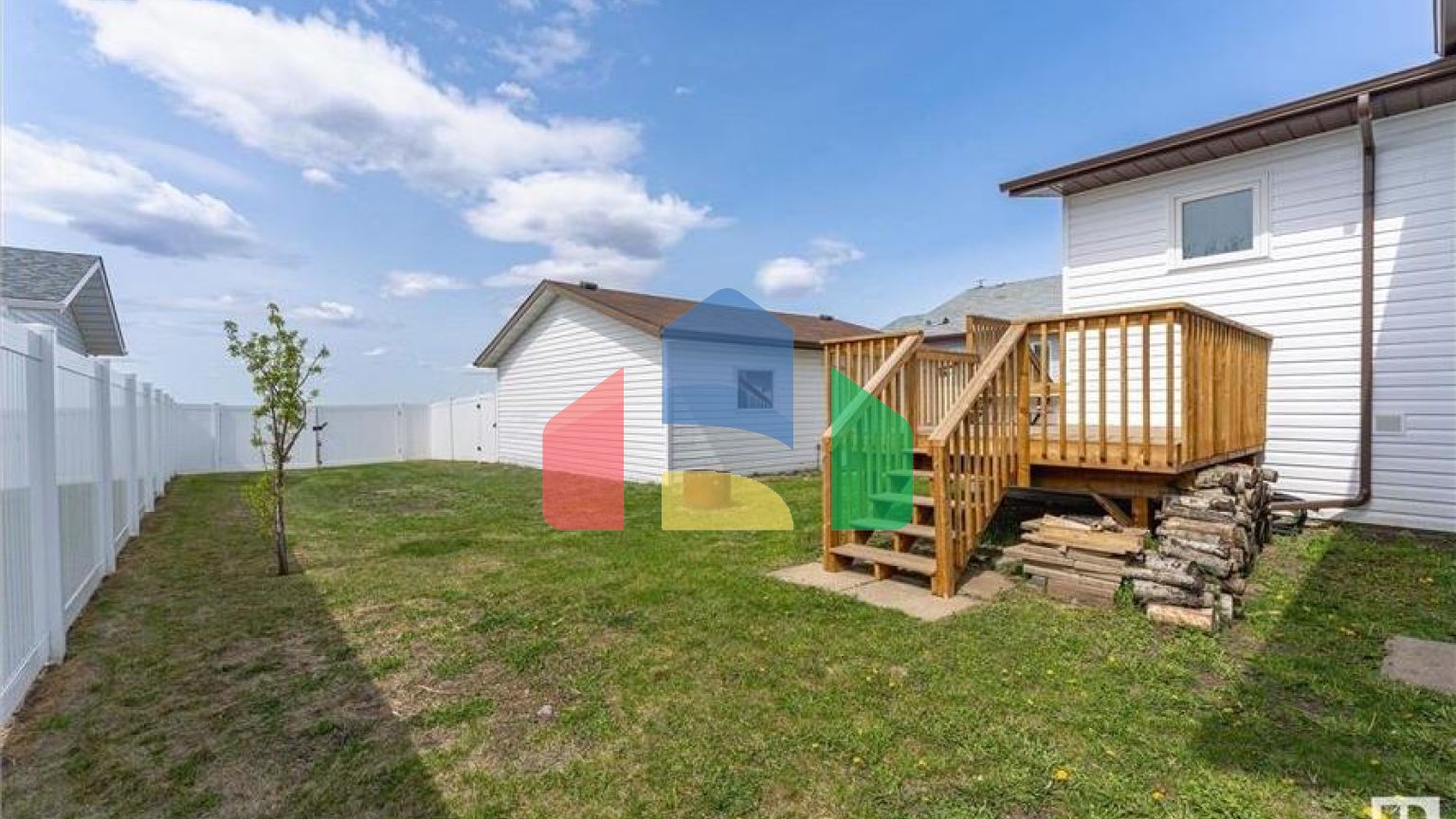 Residential - Single Family Home - Legal, Canada - Canada