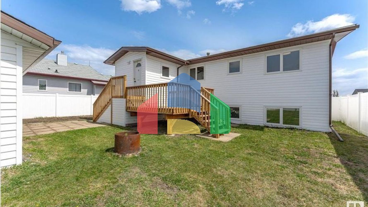 Residential - Single Family Home - Legal, Canada - Canada