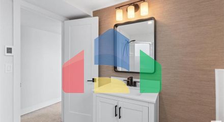 Residential - Single Family Home - Legal, Canada - Canada