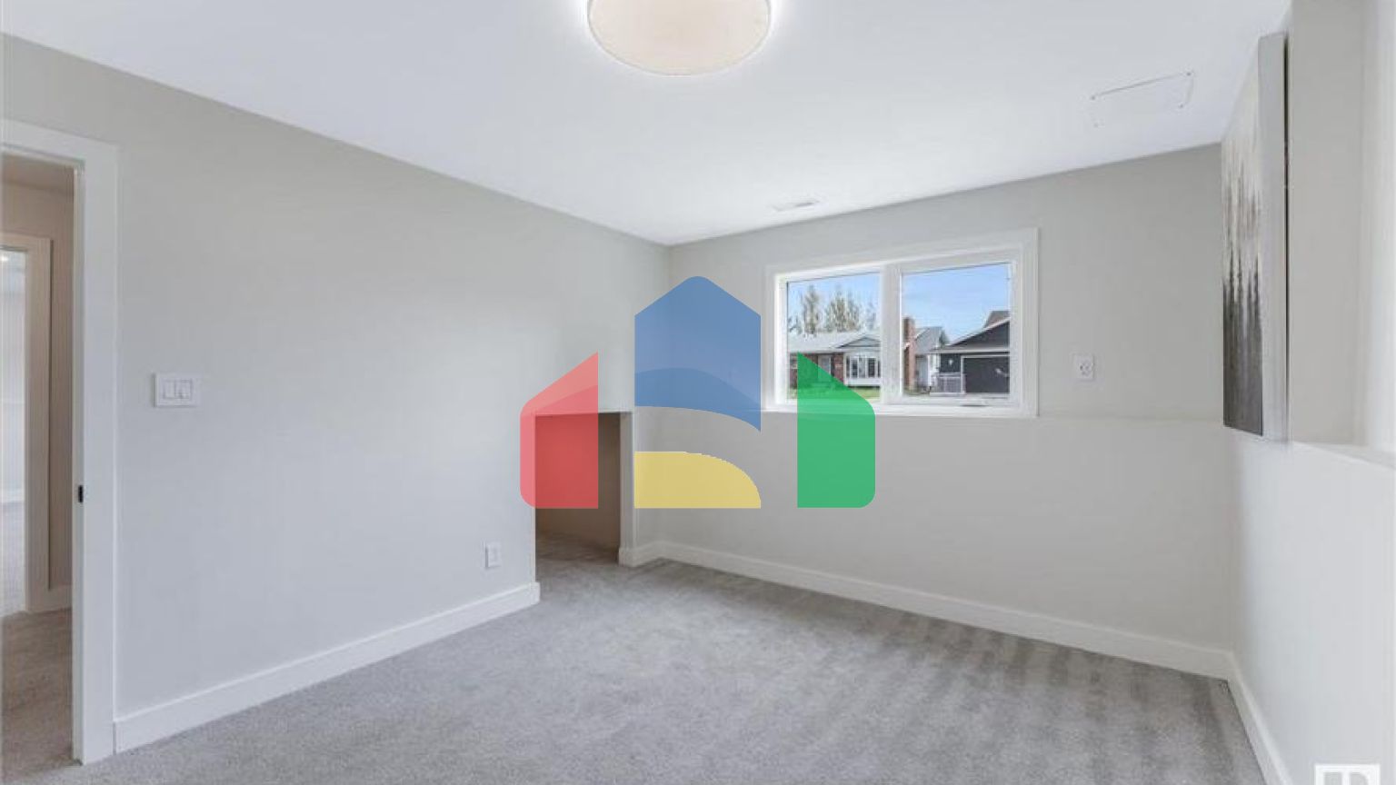 Residential - Single Family Home - Legal, Canada - Canada