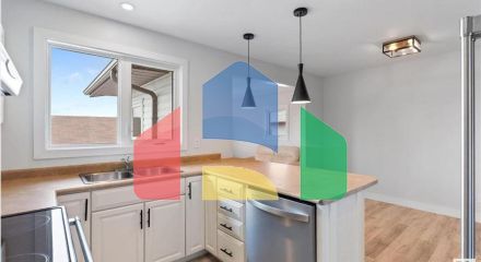 Residential - Single Family Home - Legal, Canada - Canada