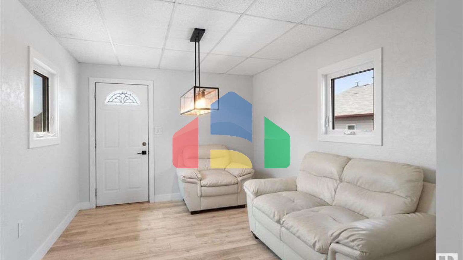 Residential - Single Family Home - Legal, Canada - Canada