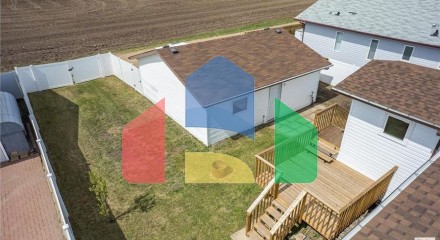 Residential - Single Family Home - Legal, Canada - Canada