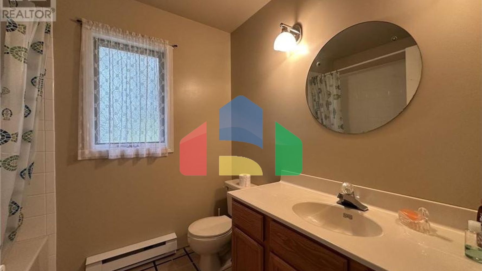 Residential - Single Family Home - 70 Mile House, Canada - Canada