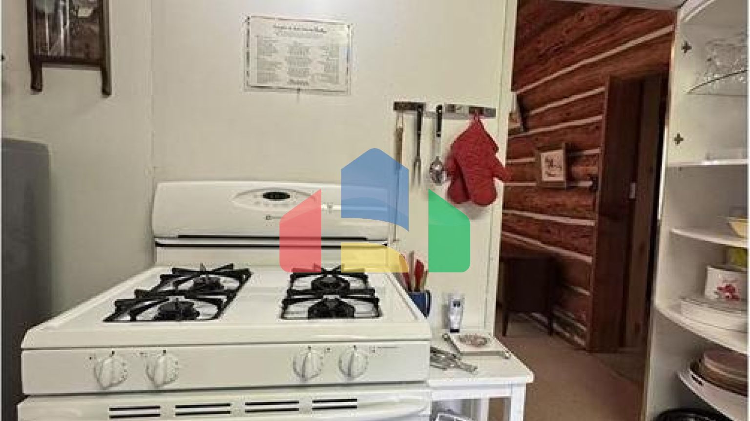 Residential - Single Family Home - 70 Mile House, Canada - Canada