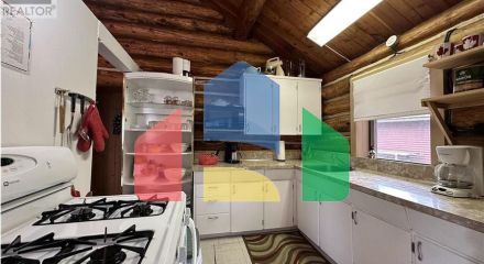 Residential - Single Family Home - 70 Mile House, Canada - Canada