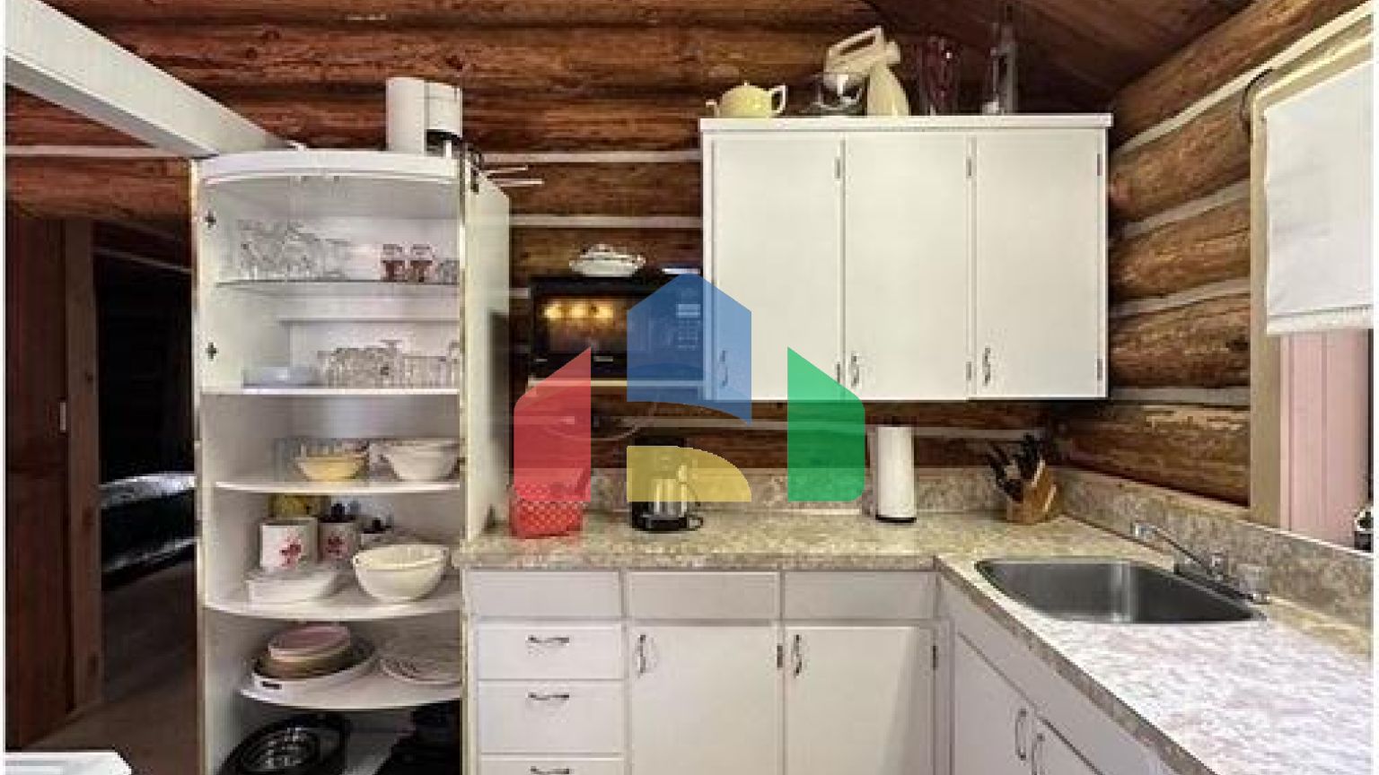 Residential - Single Family Home - 70 Mile House, Canada - Canada