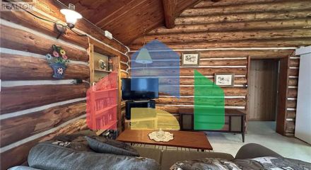 Residential - Single Family Home - 70 Mile House, Canada - Canada