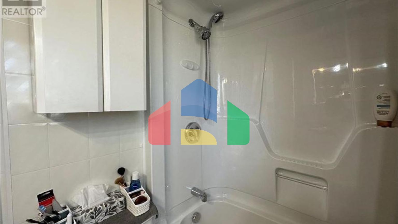 Residential - Single Family Home - Terrace Bay, Canada - Canada