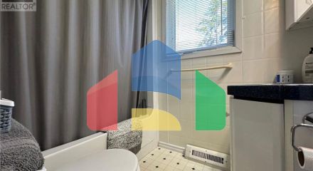 Residential - Single Family Home - Terrace Bay, Canada - Canada