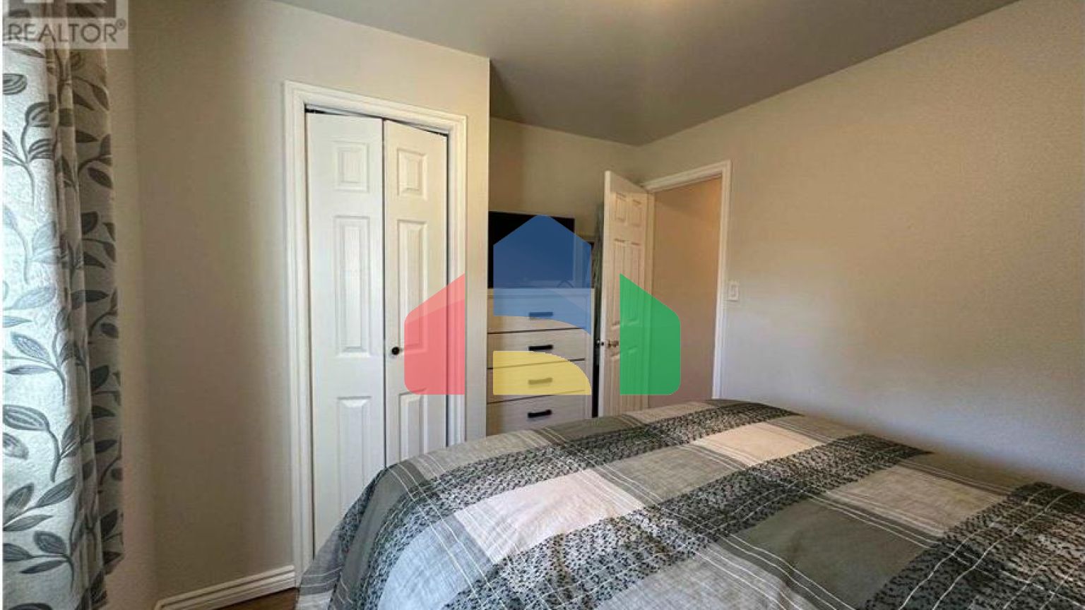 Residential - Single Family Home - Terrace Bay, Canada - Canada