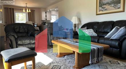 Residential - Single Family Home - Terrace Bay, Canada - Canada