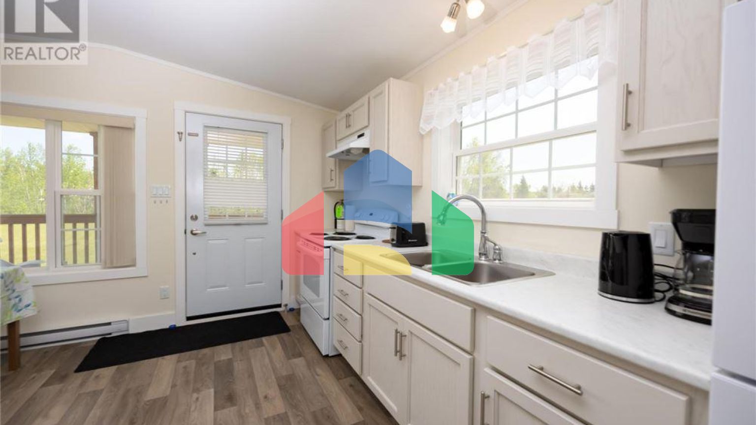 Commercial - Commercial/Retail - Brackley Beach, Canada - Canada